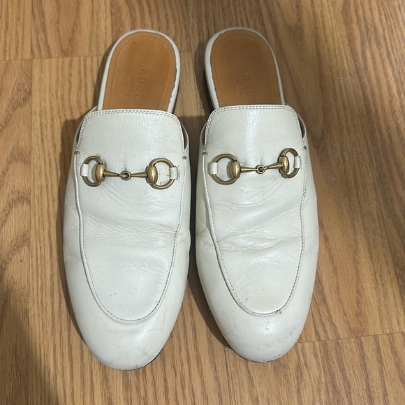 Gucci Slippers - Picture 2 of 6